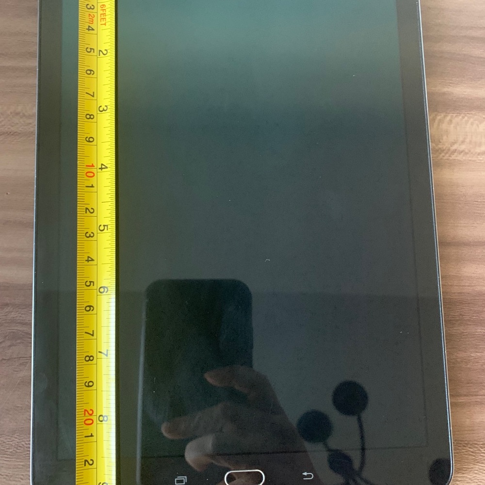 Samsung Tablet - Picture 3 of 6